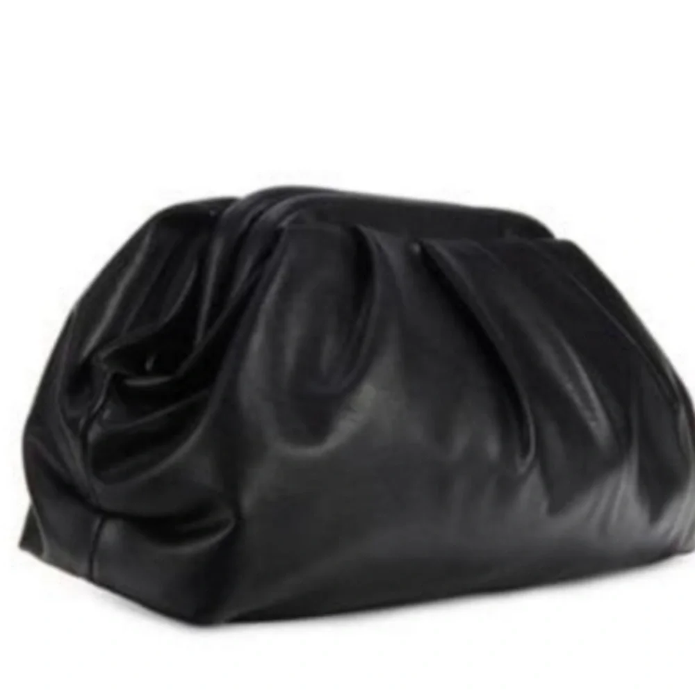 Badgley Mischka Black Chain Shoulder Bag - Picture 3 of 4